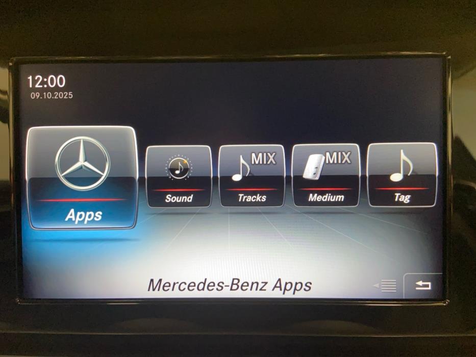 MERCEDES-BENZ E 2017