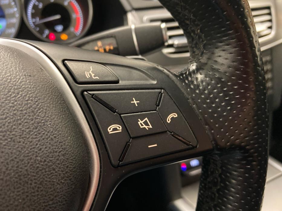 MERCEDES-BENZ E 2013