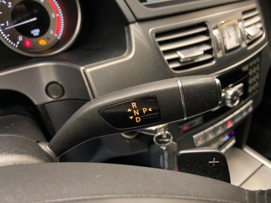 MERCEDES-BENZ E 2013