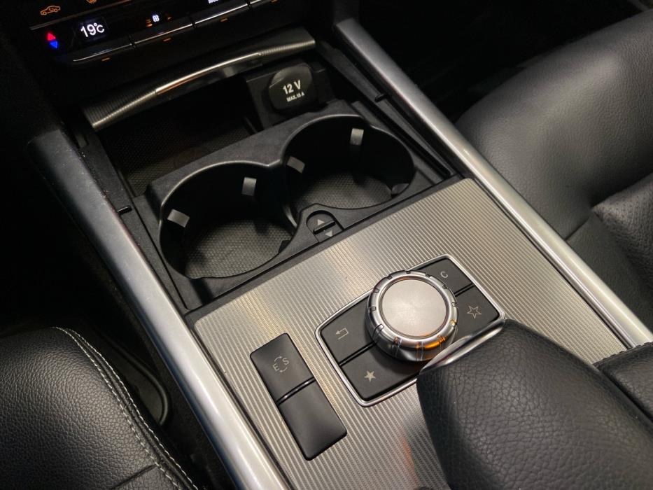 MERCEDES-BENZ E 2013