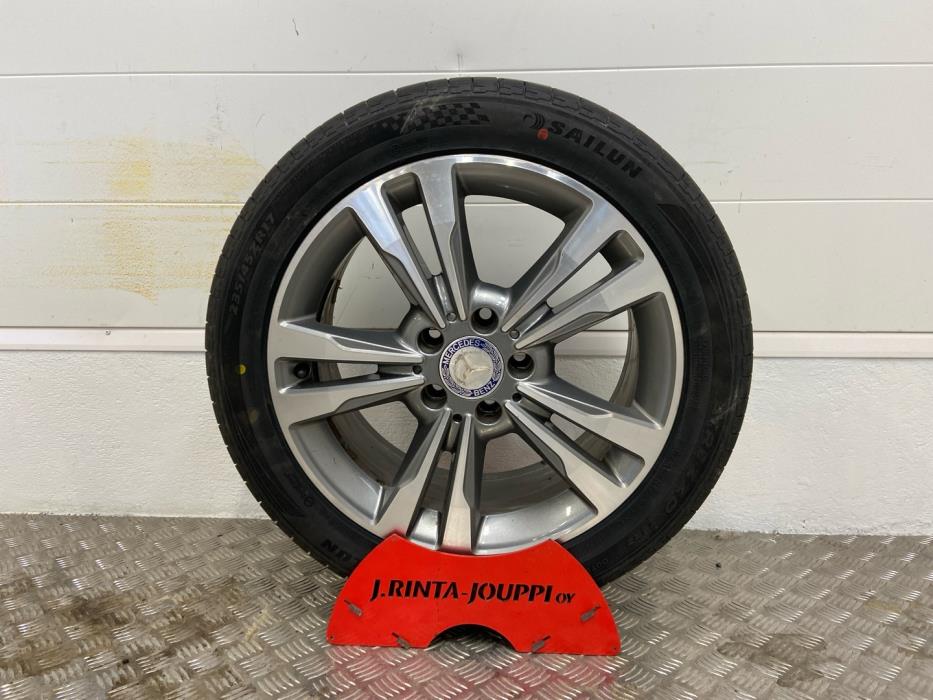 MERCEDES-BENZ E 2013