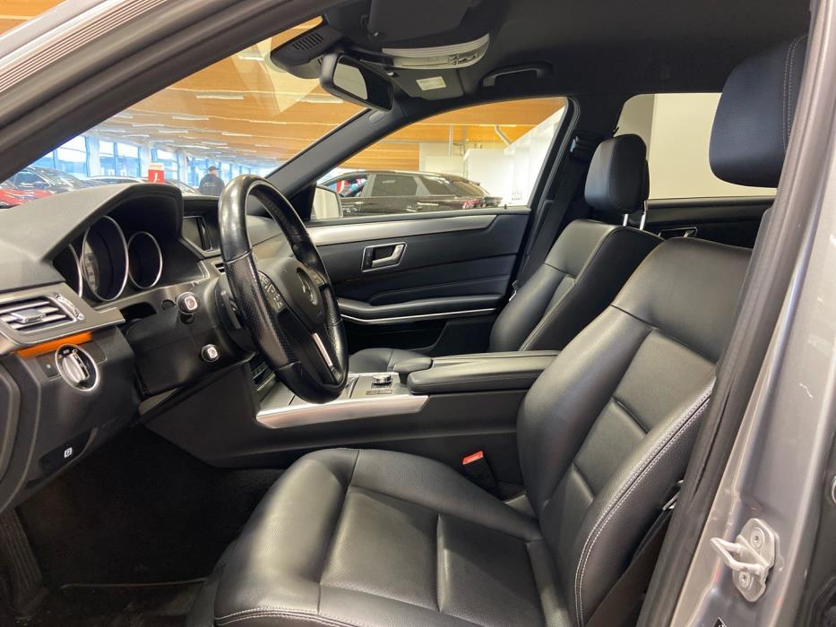 MERCEDES-BENZ E 2013