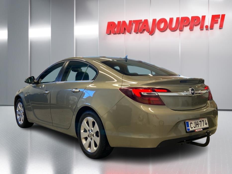 OPEL Insignia 2015