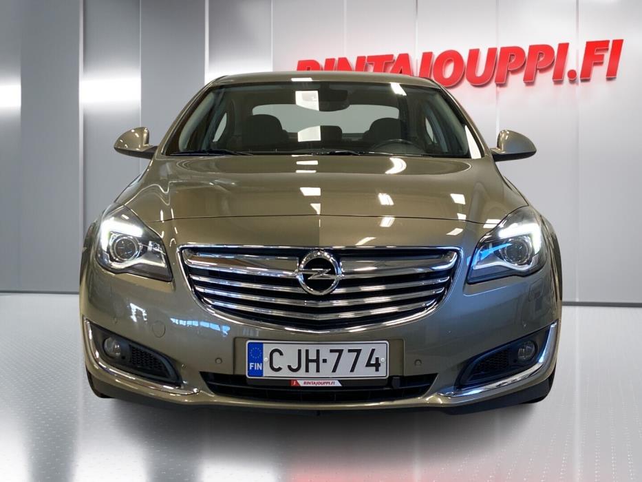 OPEL Insignia 2015