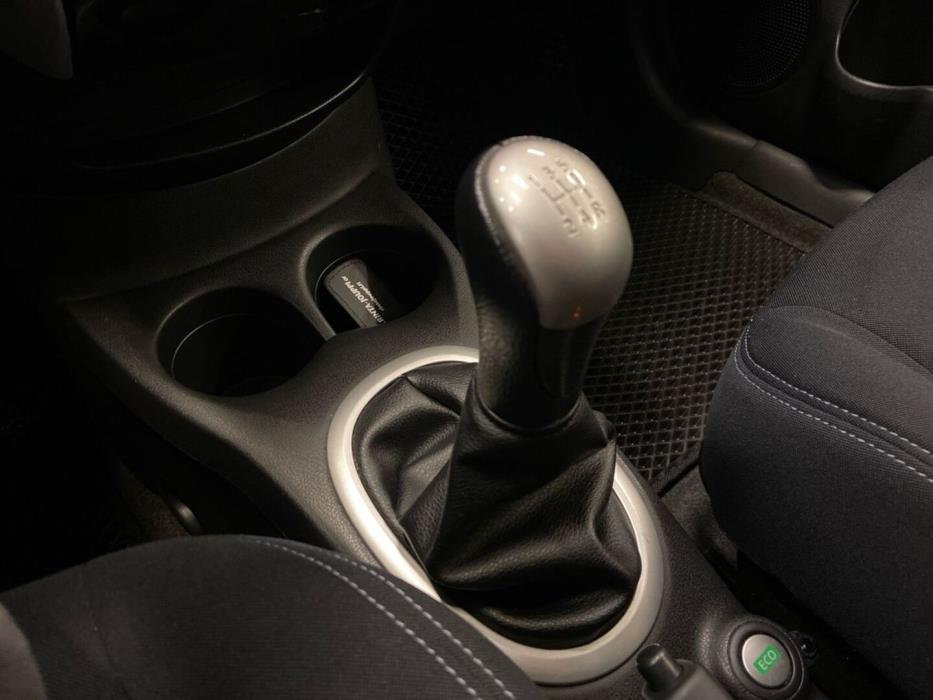 NISSAN Note 2016