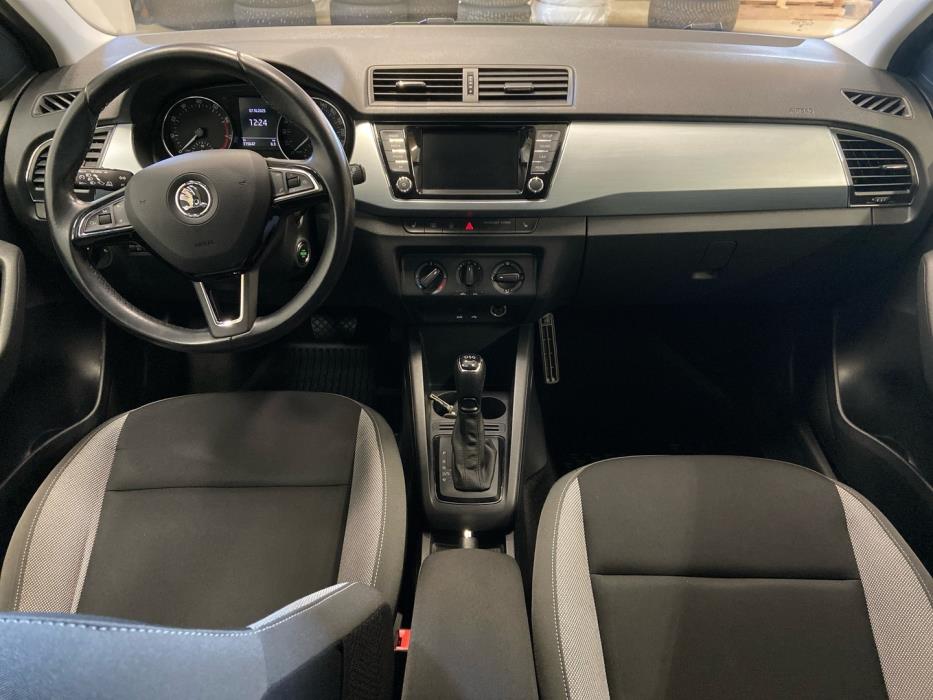 SKODA Fabia 2016