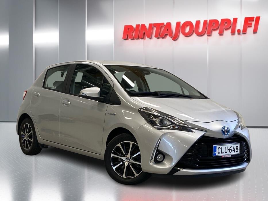 TOYOTA Yaris 2018