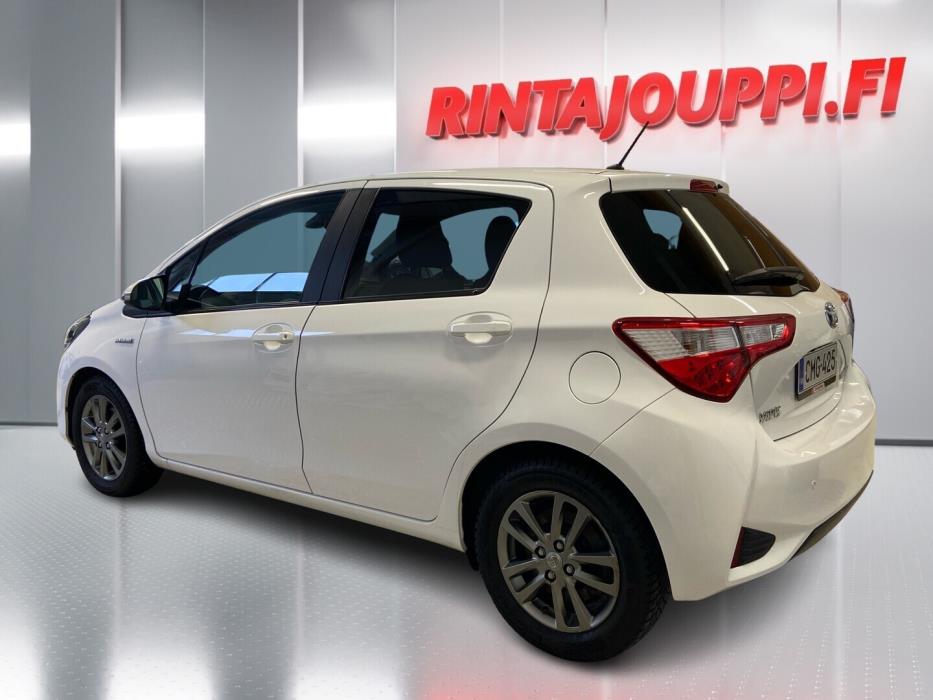 TOYOTA Yaris 2019