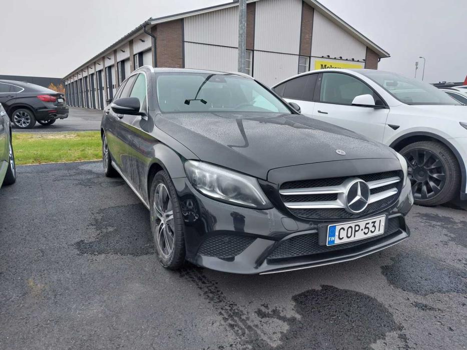 MERCEDES-BENZ C 2020