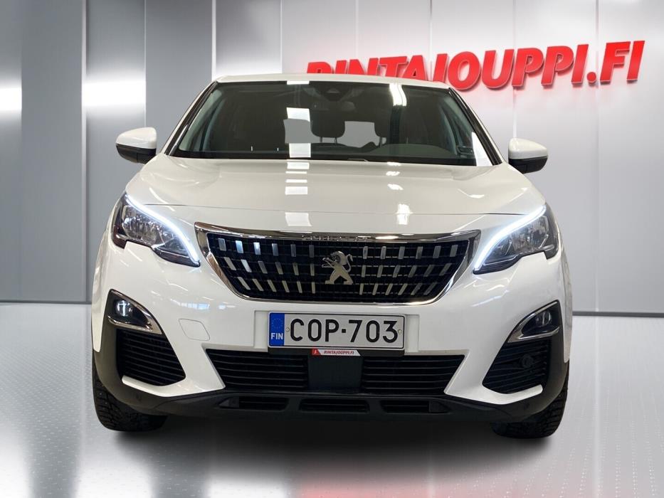 PEUGEOT 5008 2021