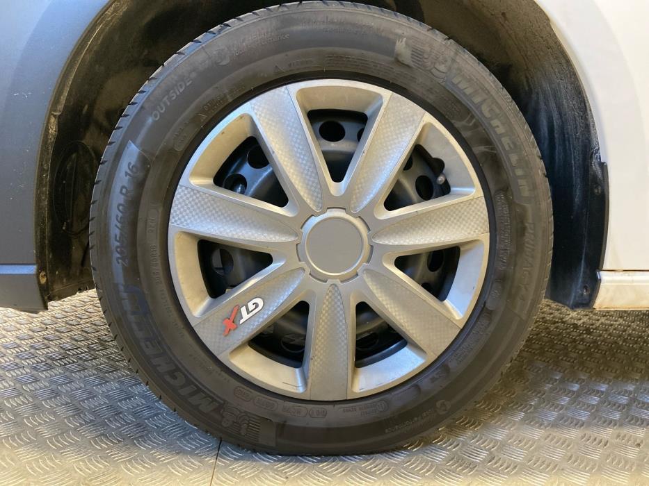 VOLKSWAGEN Caddy 2021