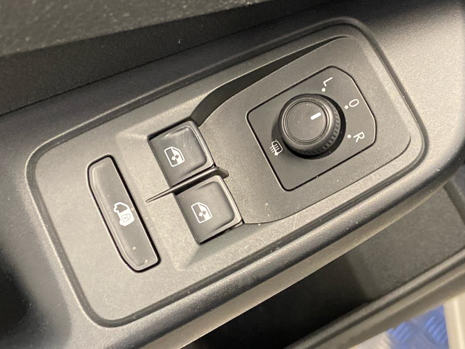 VOLKSWAGEN Caddy 2021