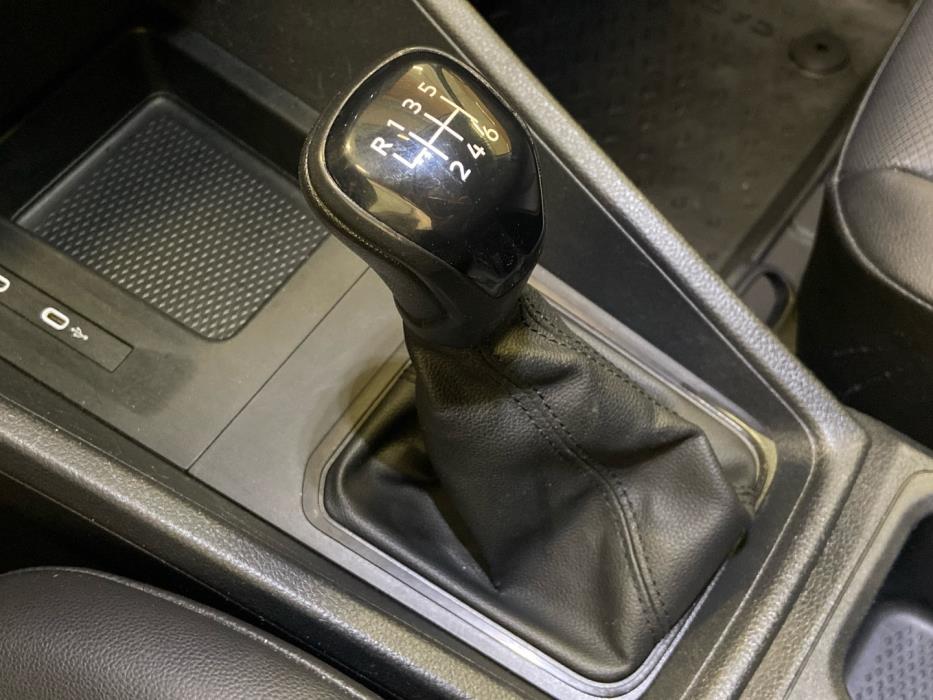 VOLKSWAGEN Caddy 2021