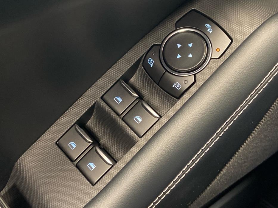 FORD MUSTANG MACH-E 2020