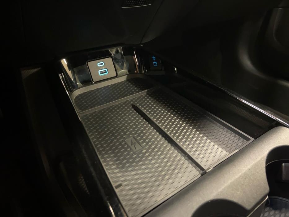 FORD MUSTANG MACH-E 2020