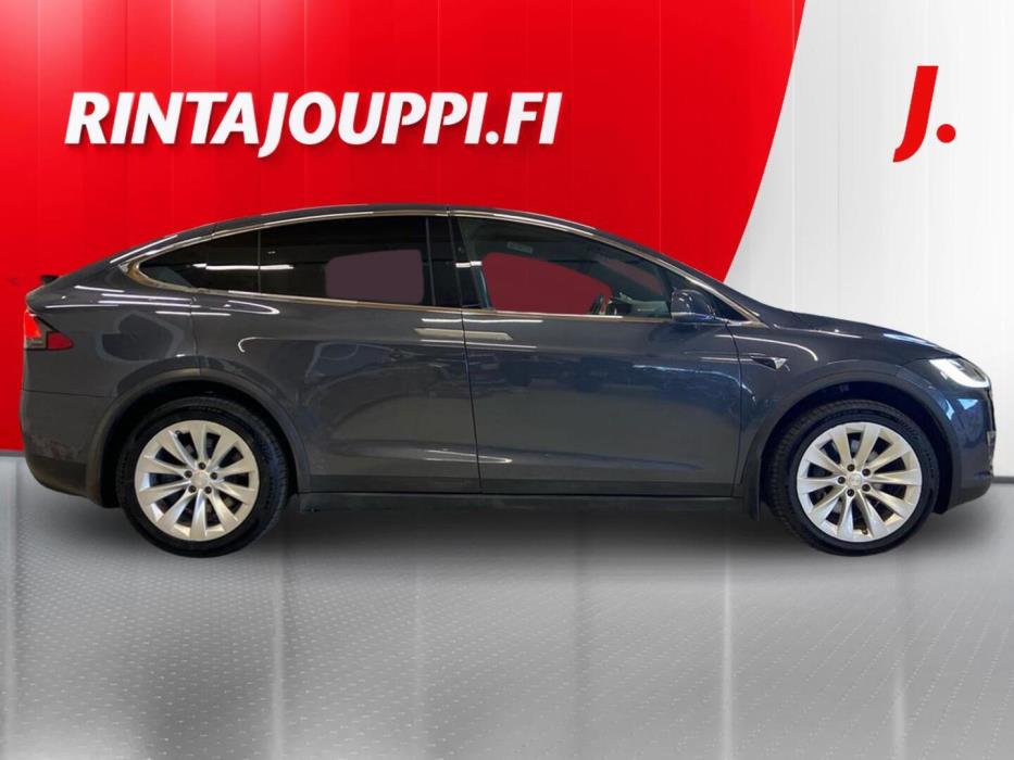 TESLA Model X 2018
