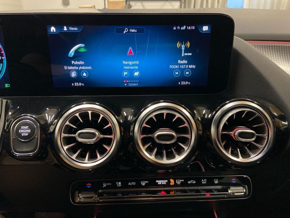 MERCEDES-BENZ GLA 2020