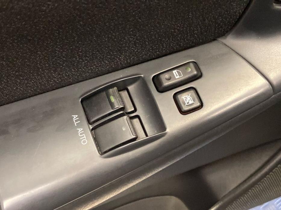 TOYOTA Corolla 2005