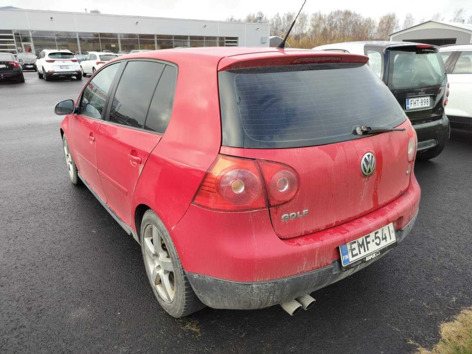 VOLKSWAGEN Golf 2006