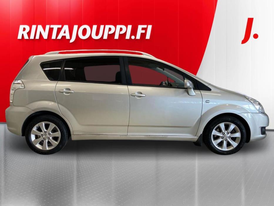 TOYOTA Corolla Verso 2008