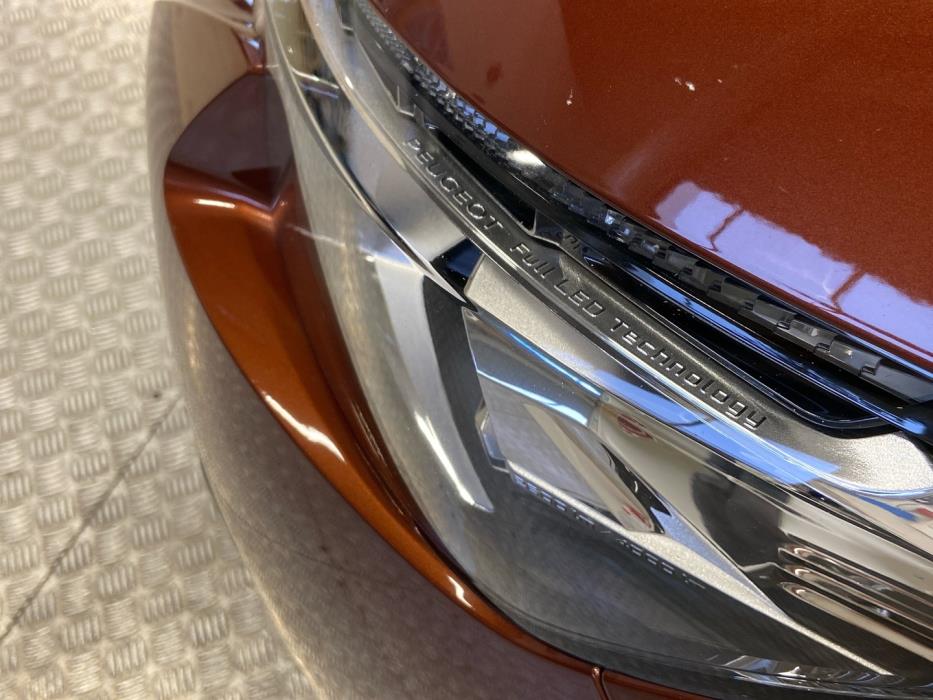 PEUGEOT 3008 2016