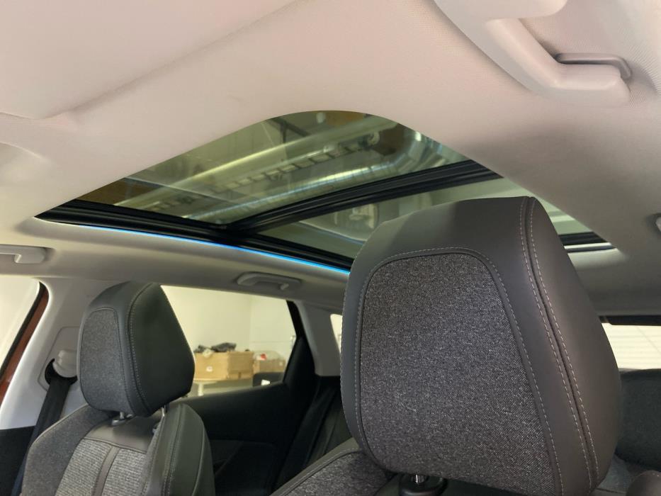 PEUGEOT 3008 2016