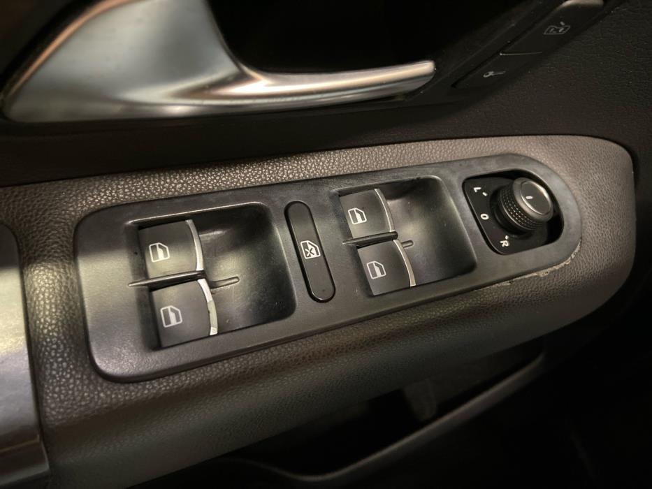 VOLKSWAGEN Amarok 2017