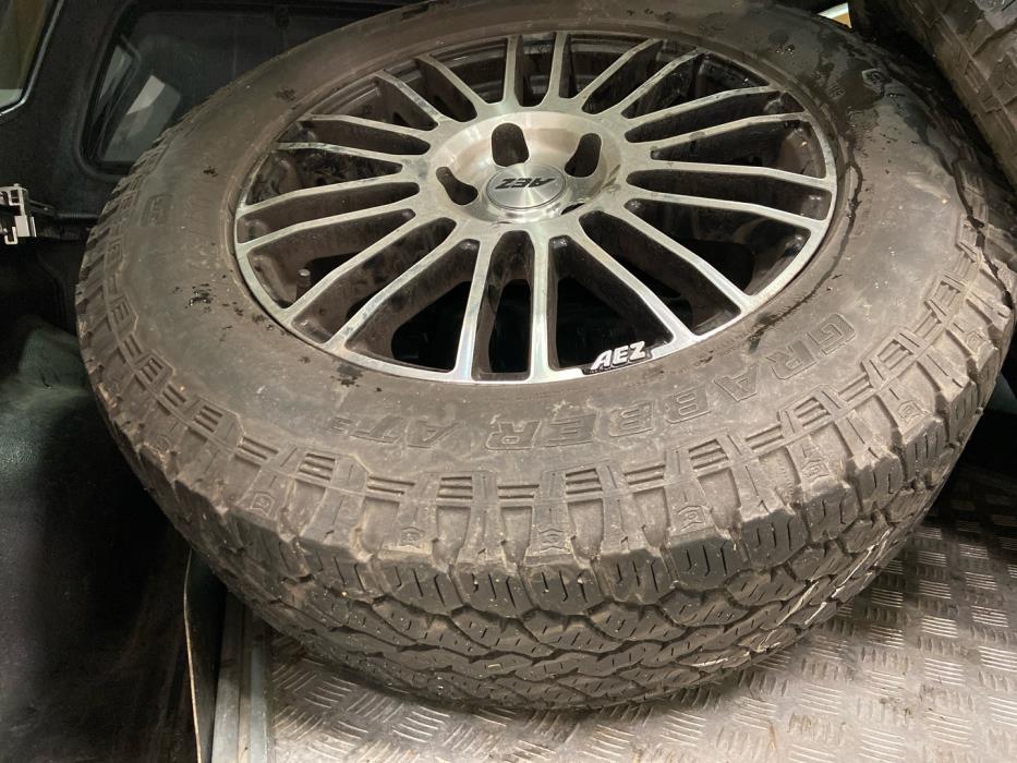 VOLKSWAGEN Amarok 2017