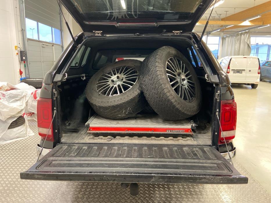 VOLKSWAGEN Amarok 2017