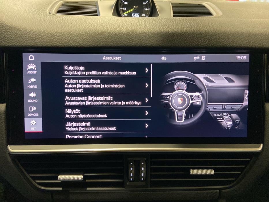 PORSCHE Cayenne 2021