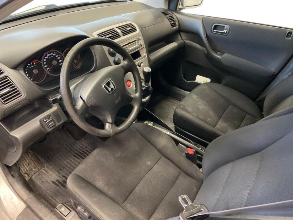 HONDA Civic 2005