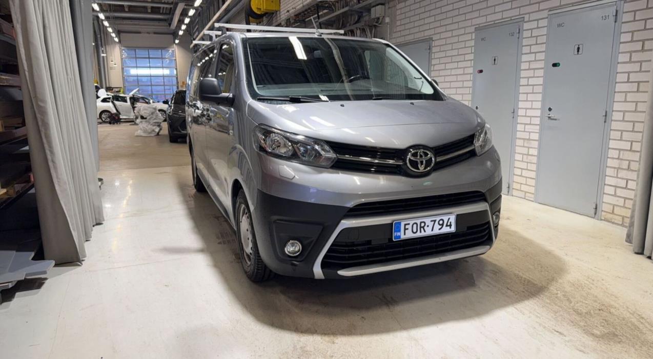 TOYOTA Proace 2021