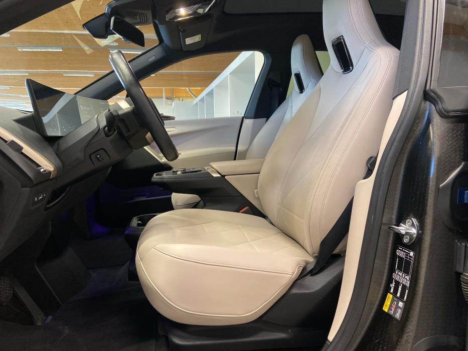 BMW iX 2023