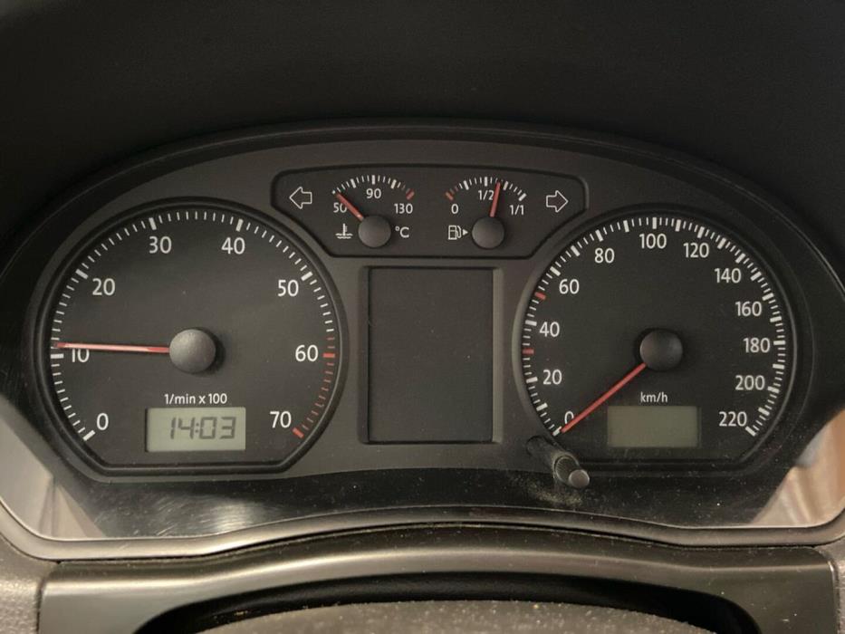 VOLKSWAGEN Polo 2007