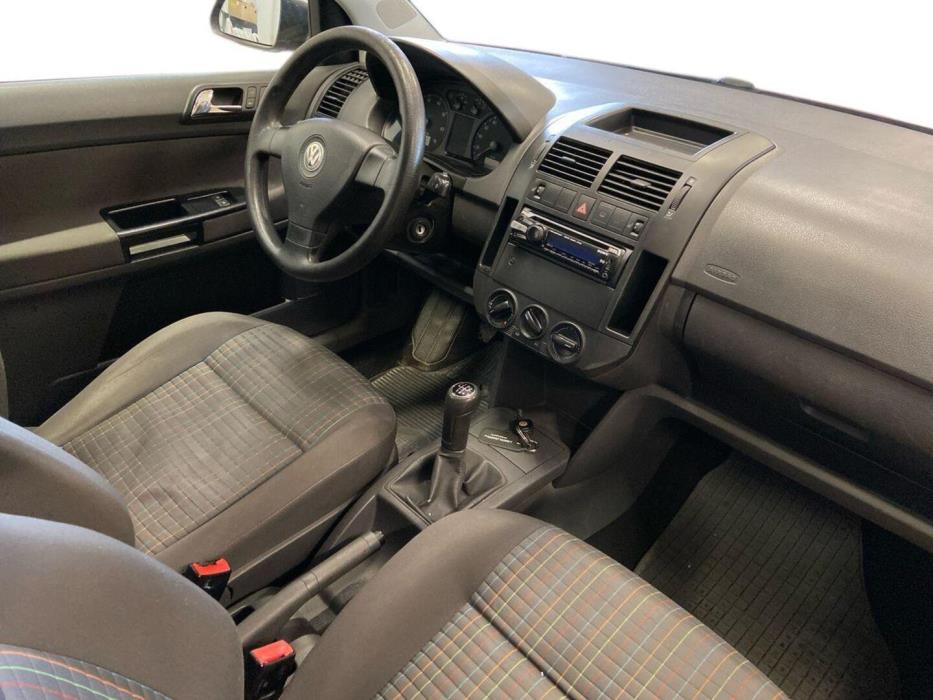 VOLKSWAGEN Polo 2007