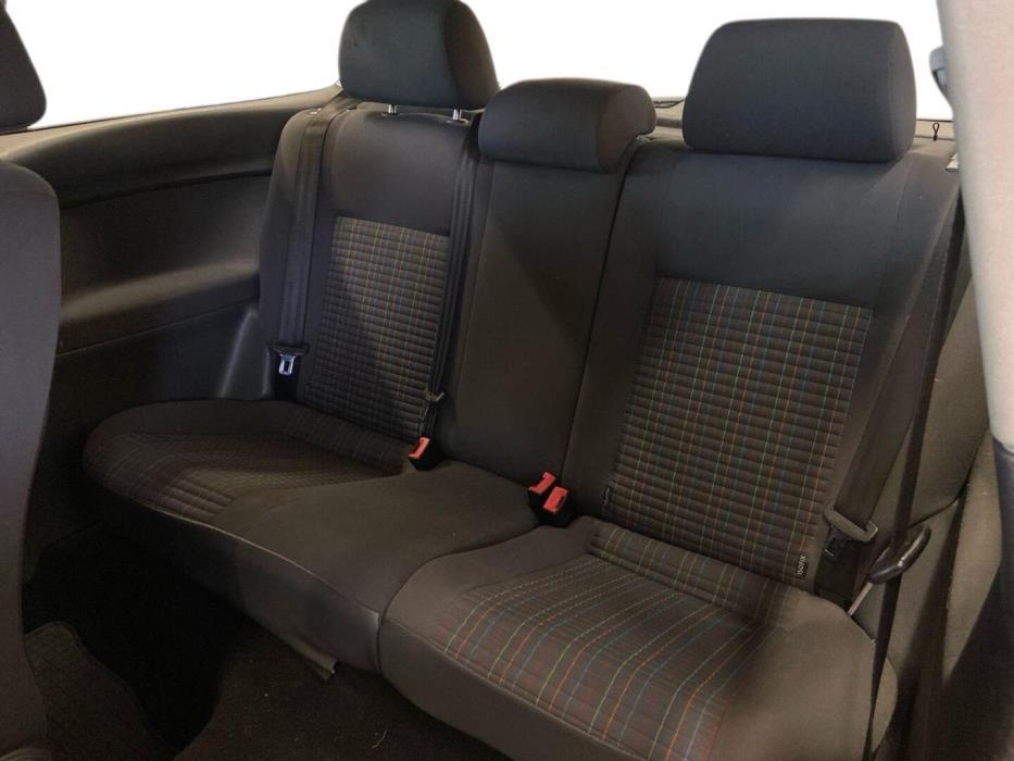 VOLKSWAGEN Polo 2007