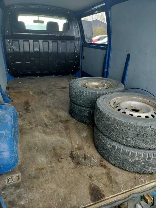 TOYOTA Hiace 2011