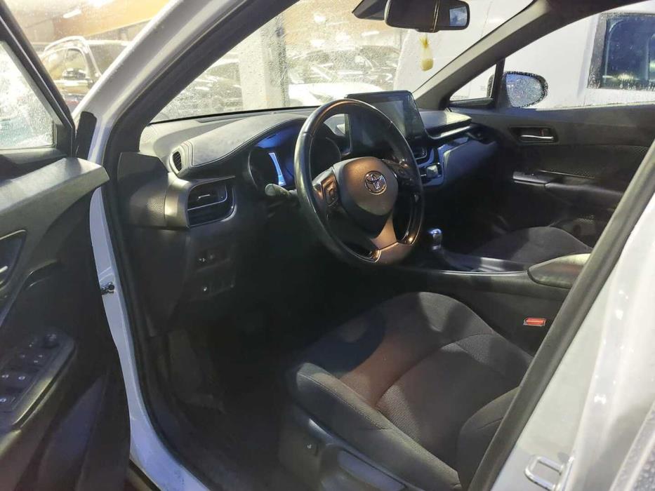 TOYOTA C-HR 2019