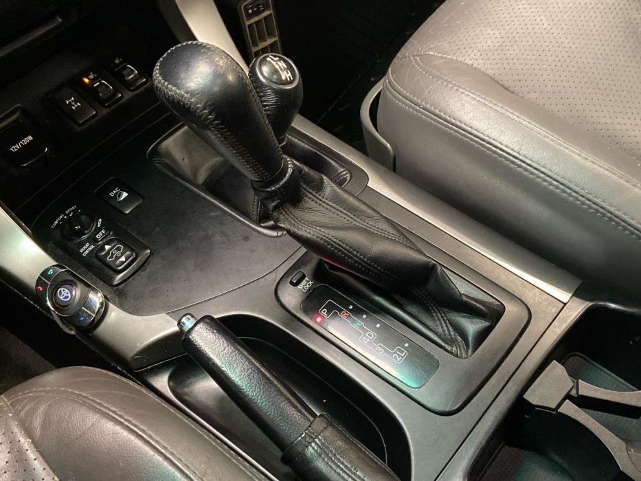 TOYOTA Land Cruiser 2007