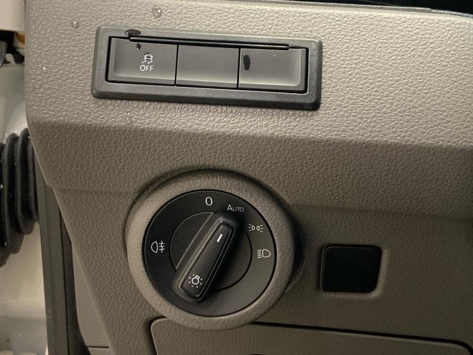 VOLKSWAGEN Transporter 2020