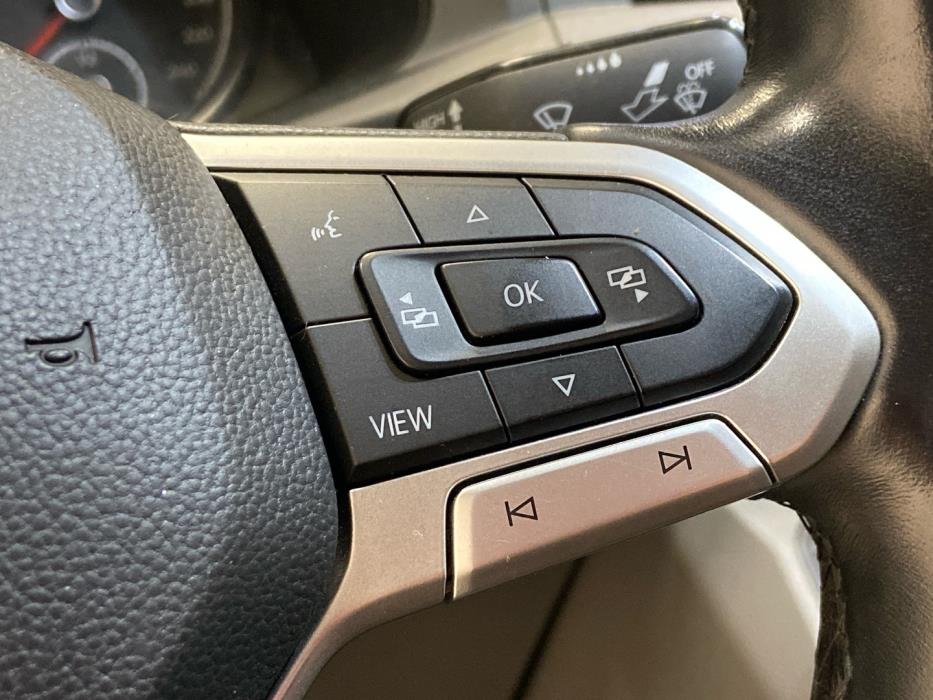 VOLKSWAGEN Transporter 2020