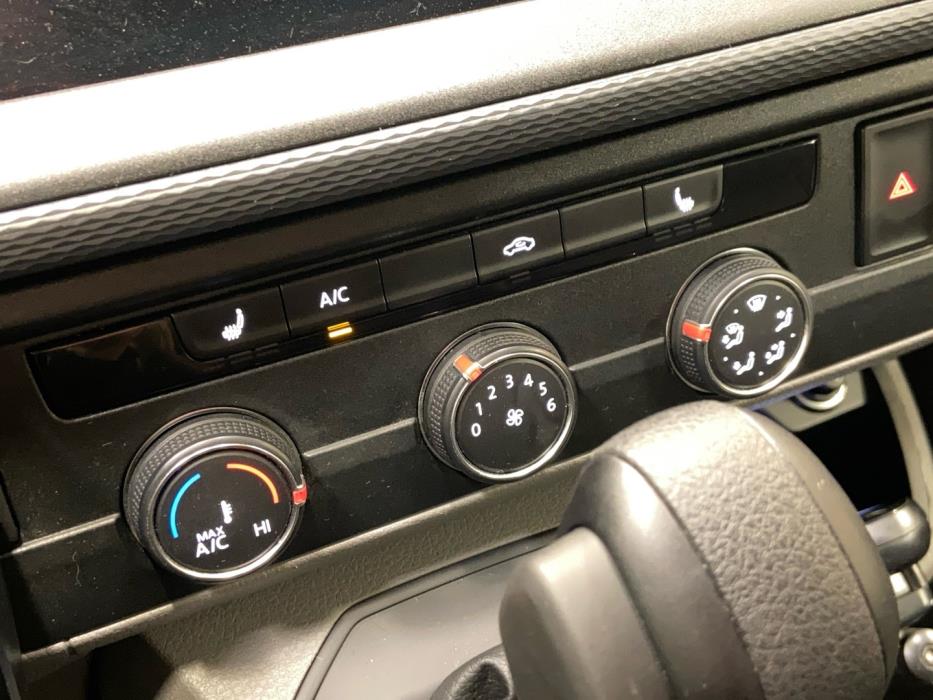 VOLKSWAGEN Transporter 2020