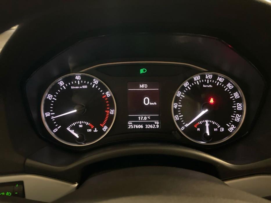 SKODA Octavia 2011