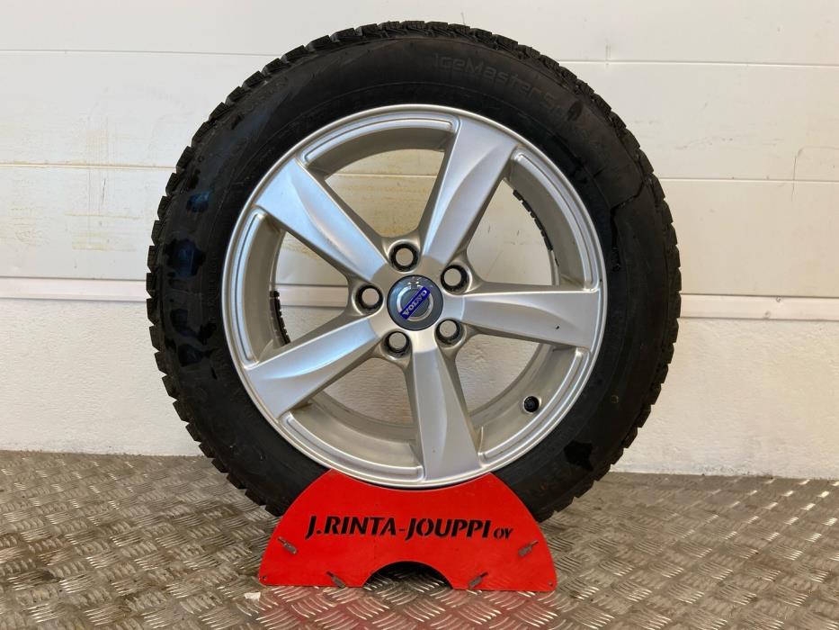 VOLVO V40 Cross Country 2013