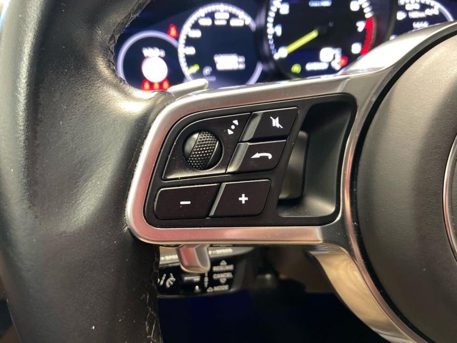PORSCHE Cayenne 2021