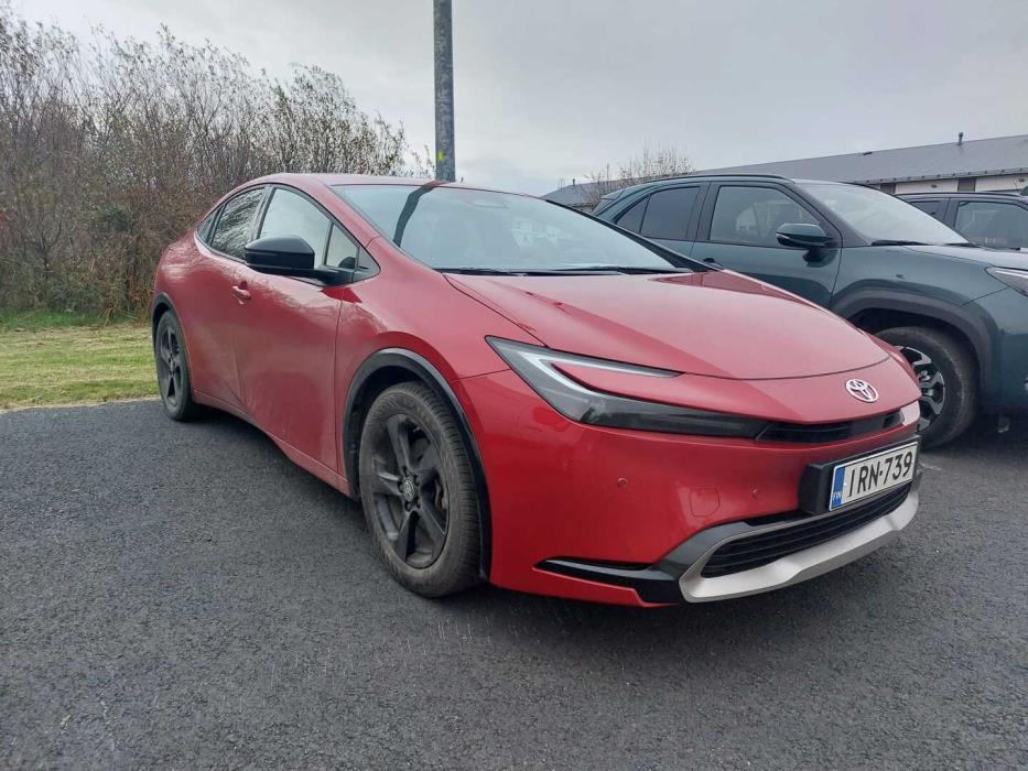 TOYOTA Prius Plug-in 2023