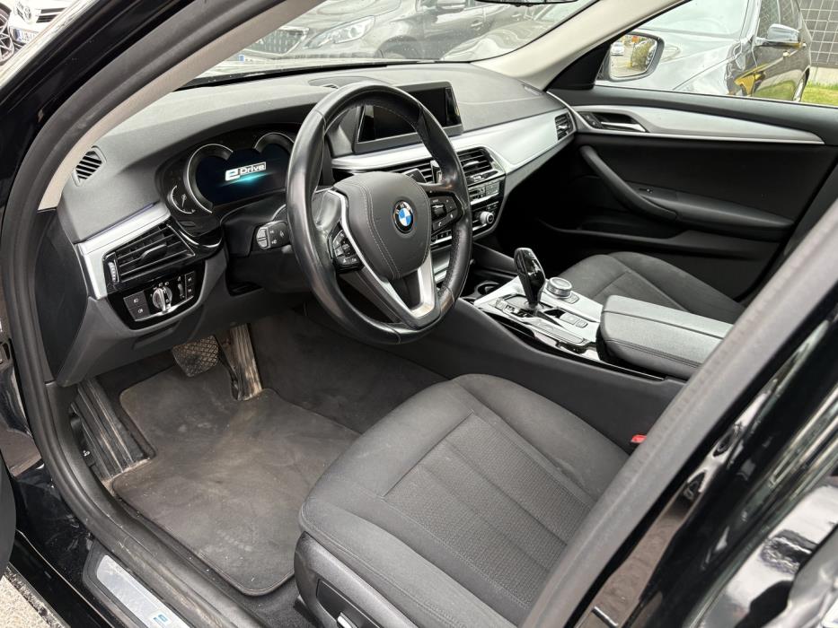 BMW 530 2019