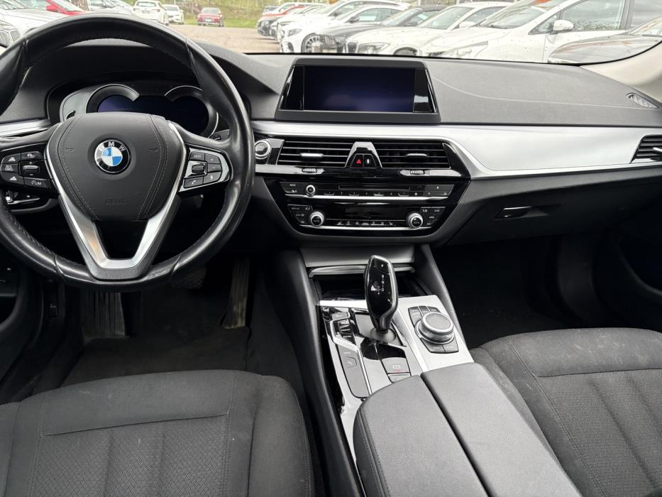 BMW 530 2019