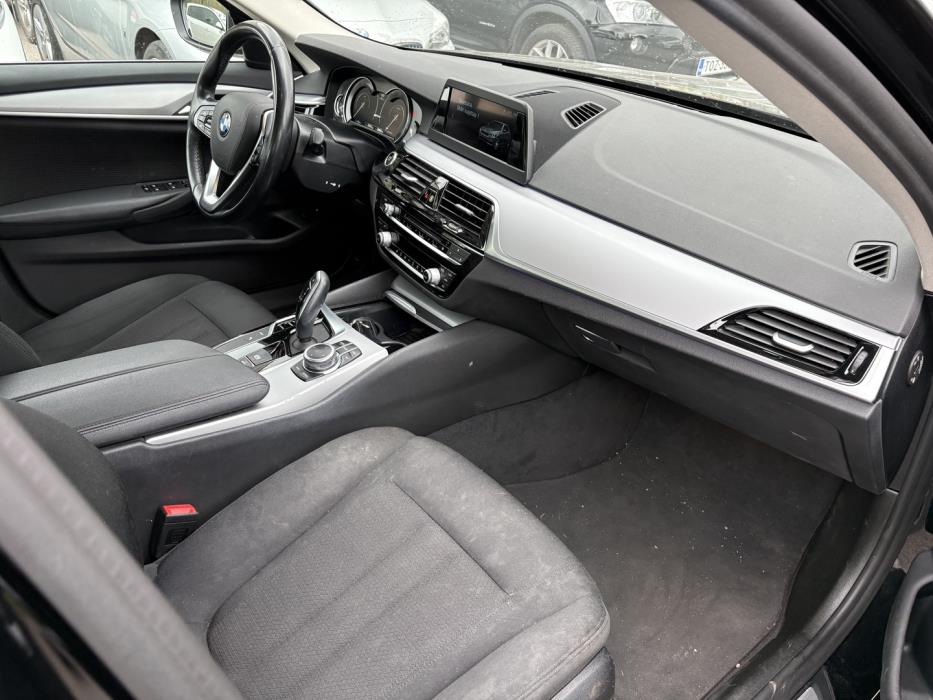 BMW 530 2019