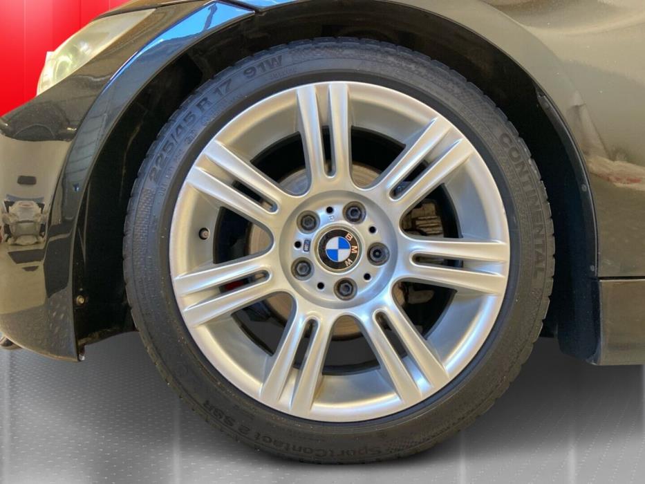 BMW 323 2005